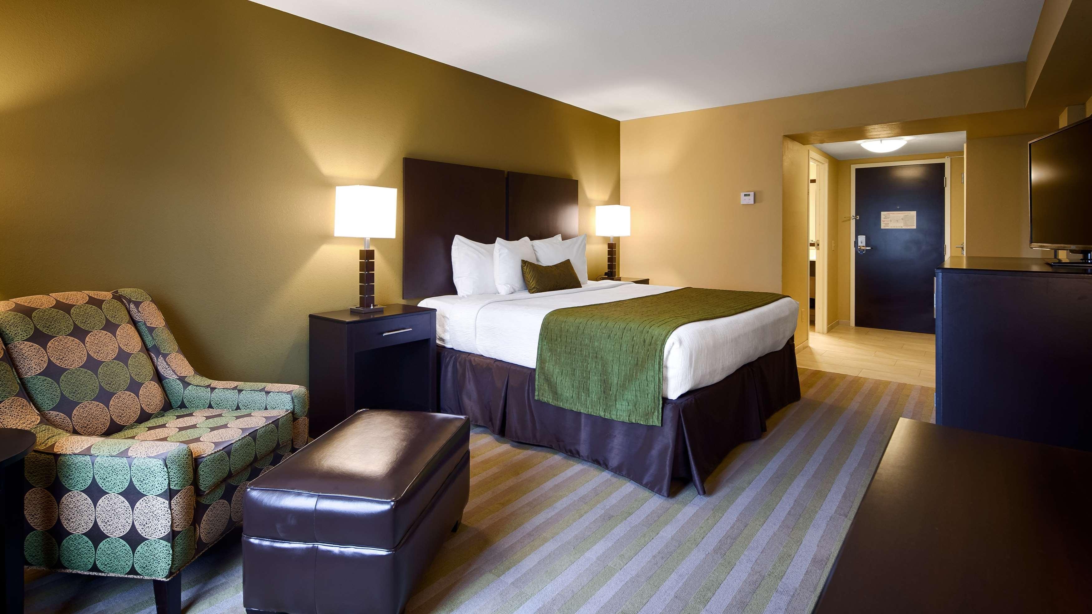 Best Western Plus Thornburg Inn & Suites Esterno foto
