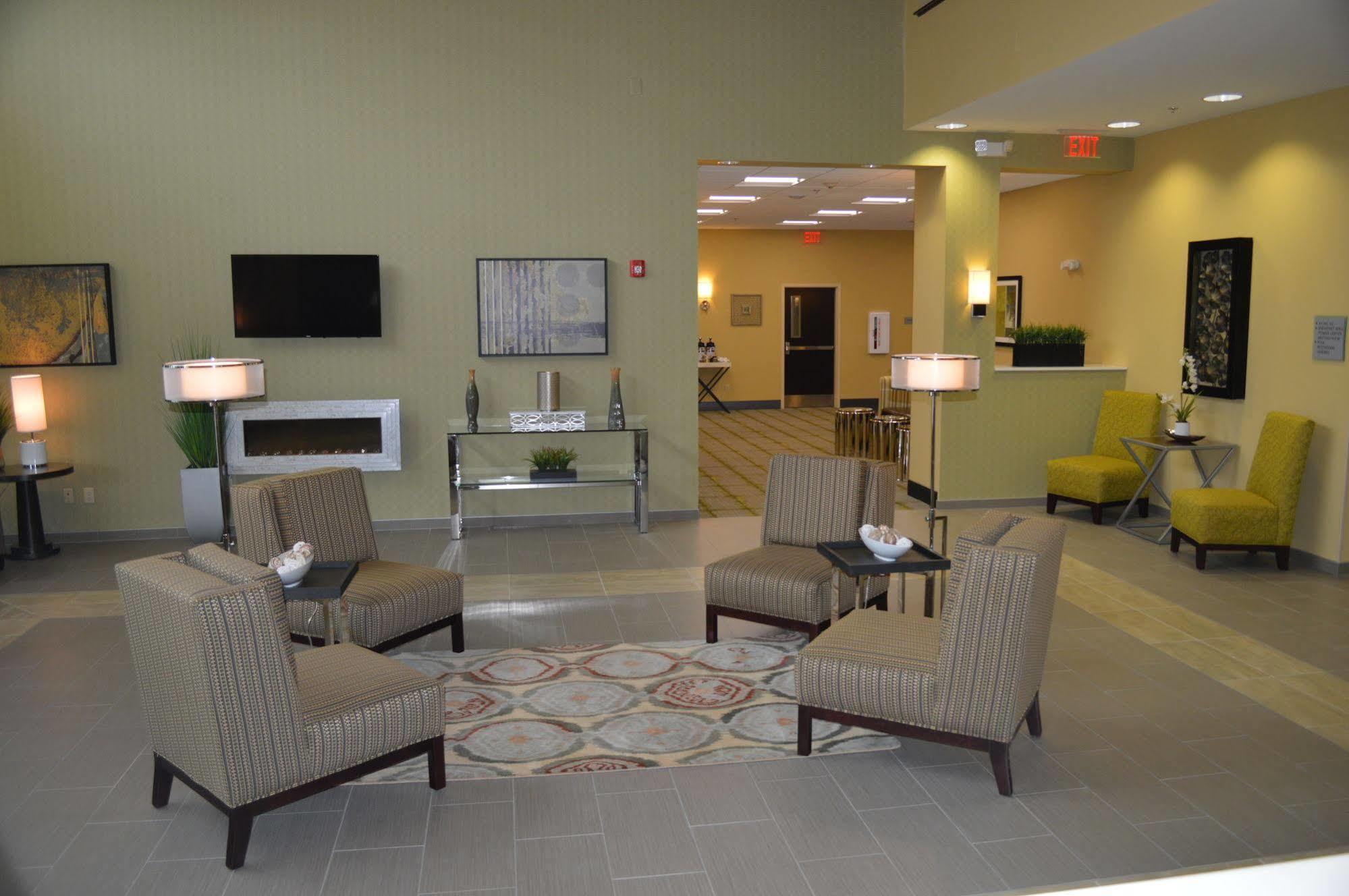 Best Western Plus Thornburg Inn & Suites Esterno foto
